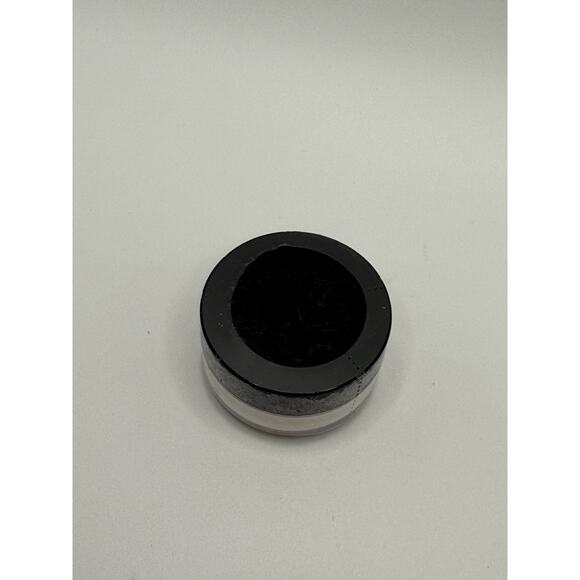 Kat Von D LockIt Setting Powder Translucent Natural Finish Travel Size 0.049oz - Picture 1 of 2